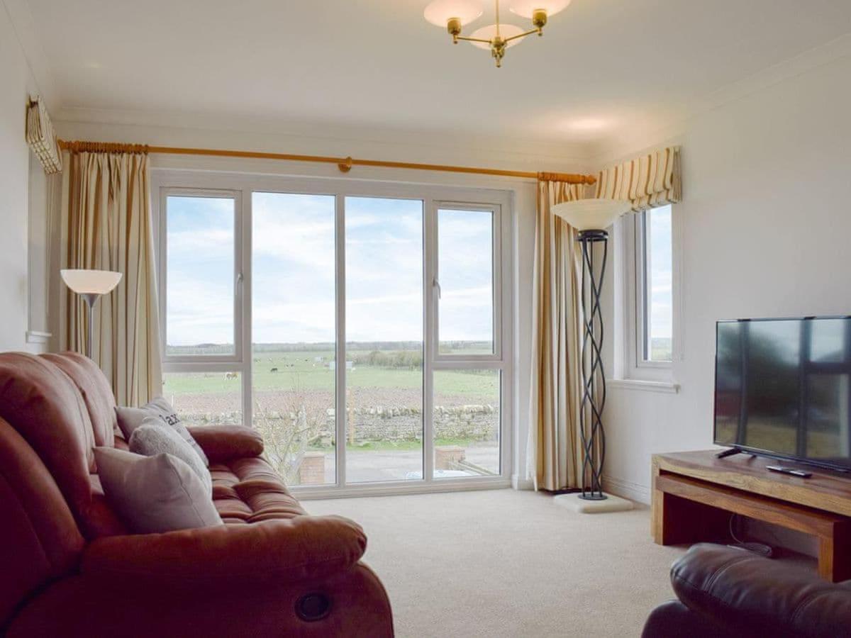 Bernicia House Villa Seahouses Buitenkant foto