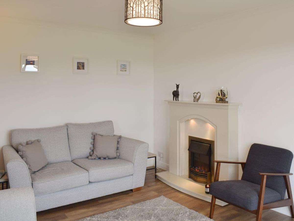Bernicia House Villa Seahouses Buitenkant foto
